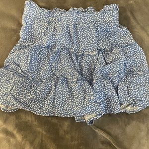 wild fable blue floral skirt